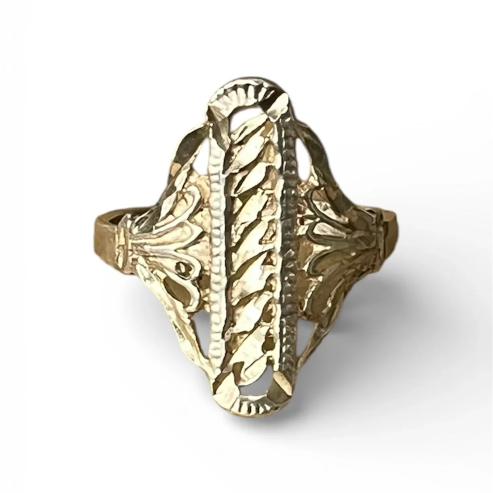 Vintage Diamond Cut Carved Filigree Elongated‎ Sterling Ring Size 6